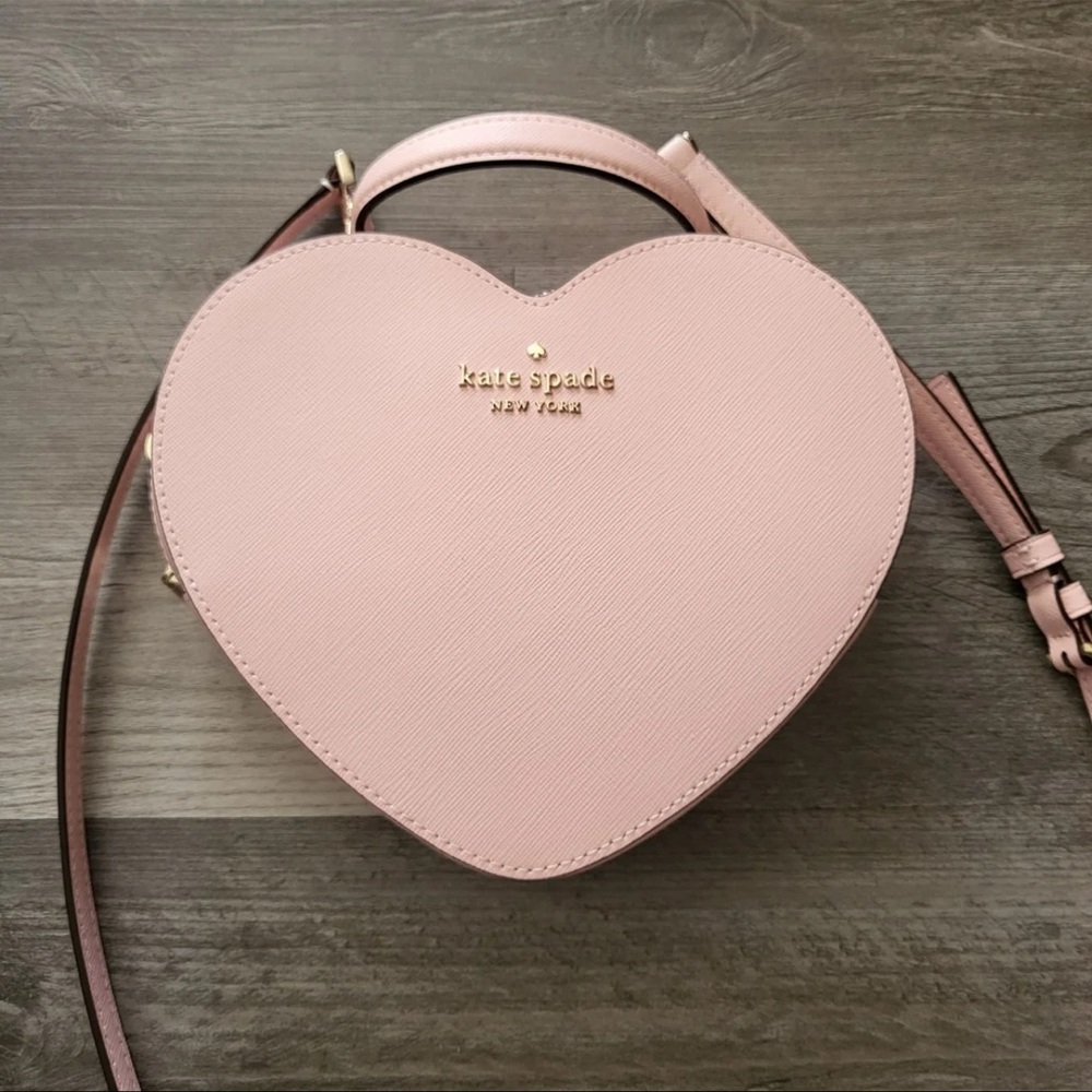 Kate Spade New York Love Shack Heart Crossbody in Chalk Pink